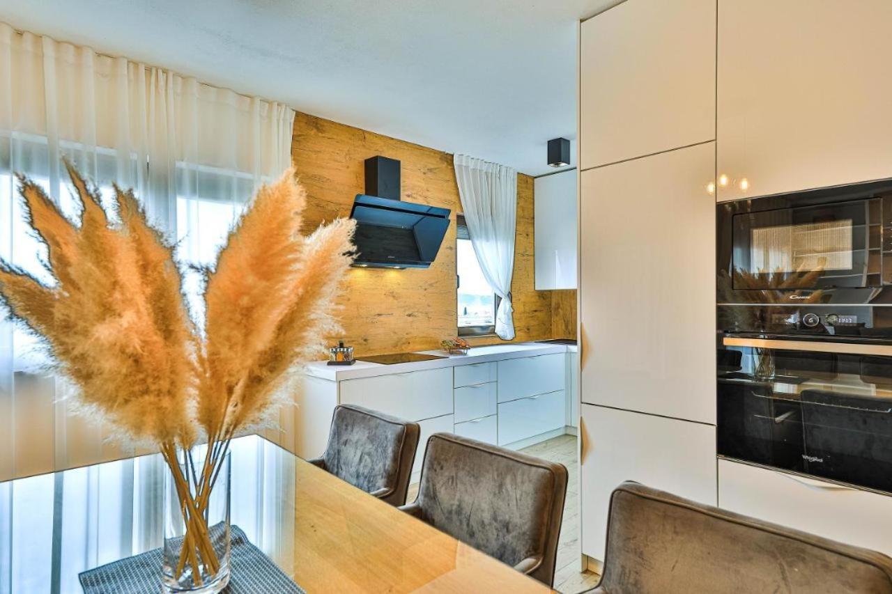 Ipm Apartments Kastela Dış mekan fotoğraf