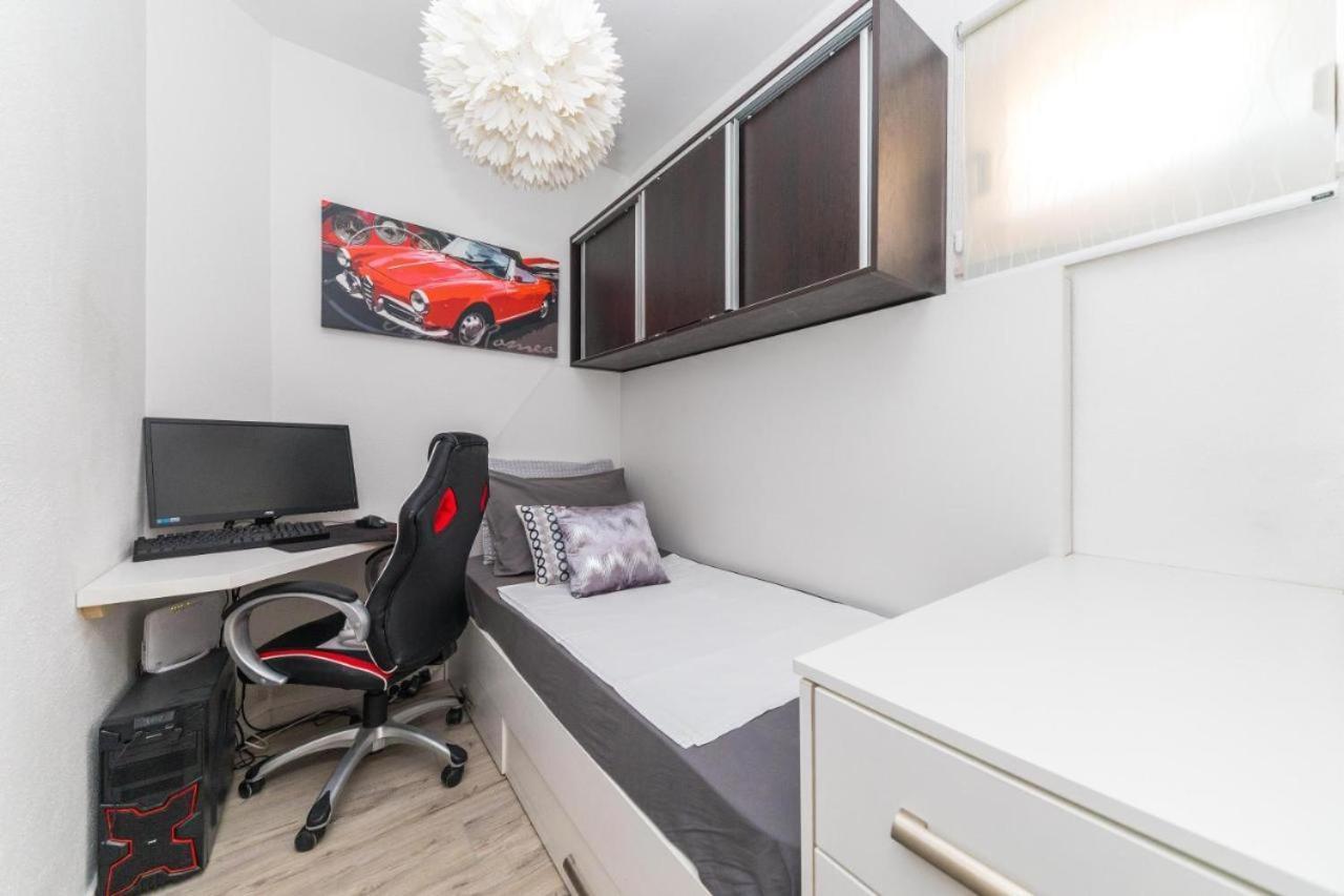 Ipm Apartments Kastela Dış mekan fotoğraf